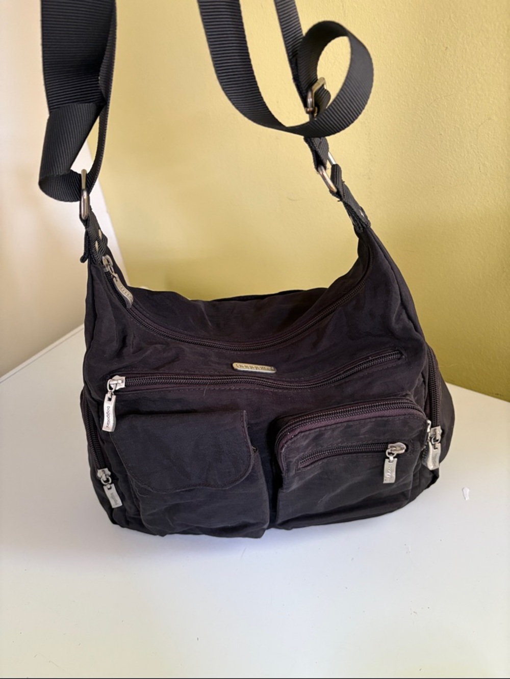 Baggallini Large Black Nylon Large Crossbody Shoulder Bag
